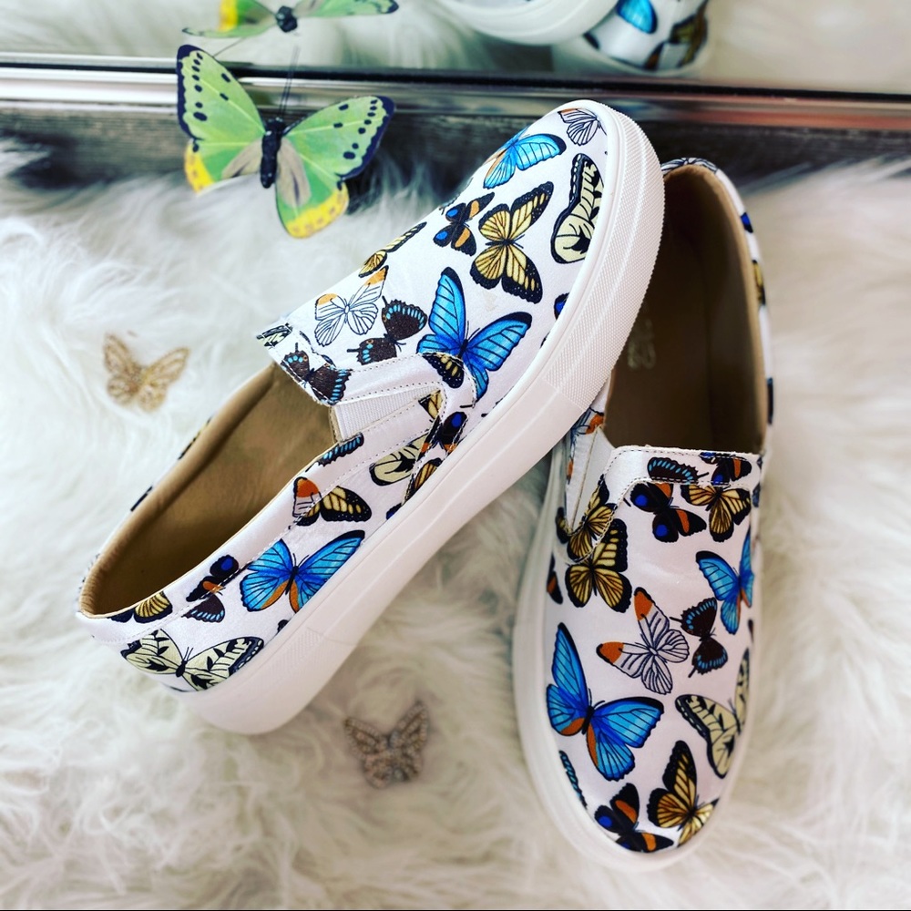 🦋Butterfly Sneakers 🦋